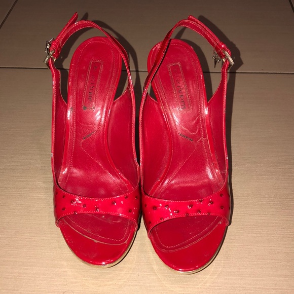Cesare Paciotti Red with Gold Heel - Picture 2 of 4